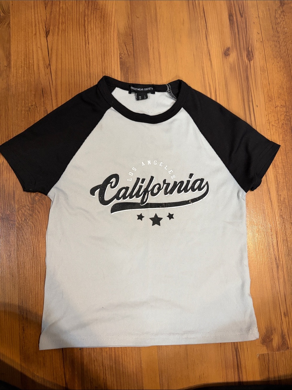 California Graphic Raglan Tee - Black & Grey